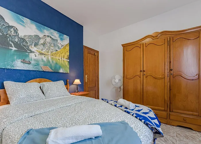 Sea View Blue Pearl * Arico